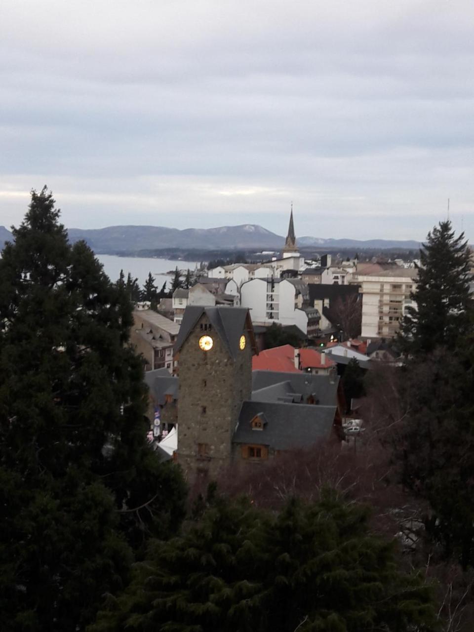 Bariloche Center 630 Studio 外观 照片